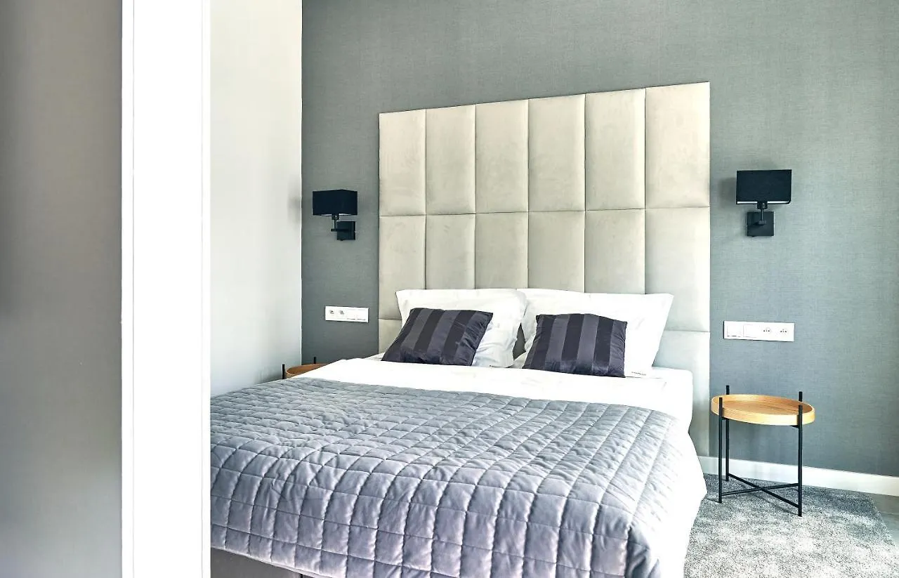 Mennica Residence Suite Apartments Warsaw 0*,